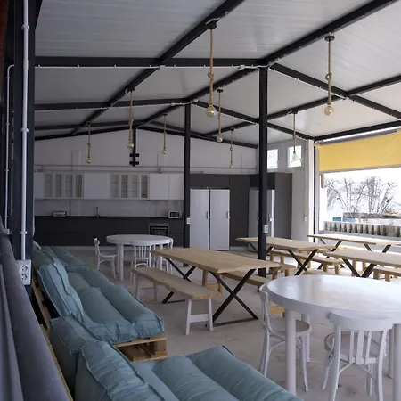 Eras Nest Hostal *