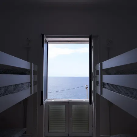 Eras Nest Hostal